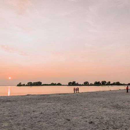 Stijlvol Appartement Op Strand Маккум Екстер'єр фото